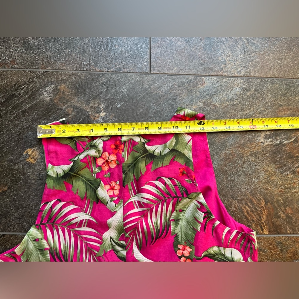 Tommy Bahama Fushia pink tropical palm leaf floral v neck shift dress. Medium - Picture 13 of 14